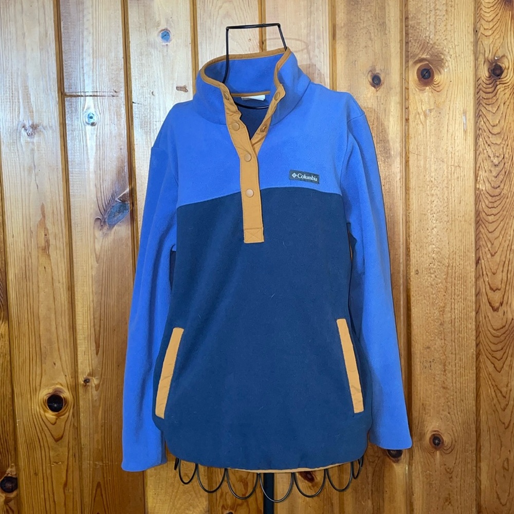 Columbia women’s 2 toned blue and brown pullover quarter button sweatshirt MD